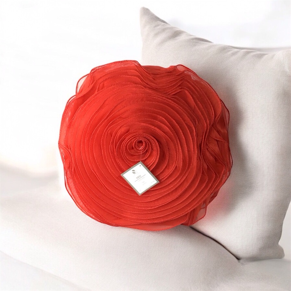 Elegant Rose Collection by Saro Lifestyle, NWT,16 in round